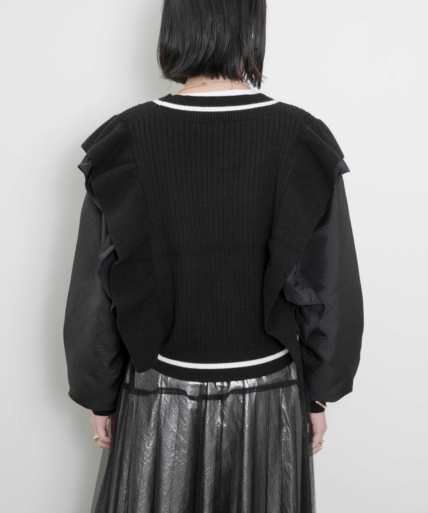 Ruffle Mono Cropped Outer  (2 color)