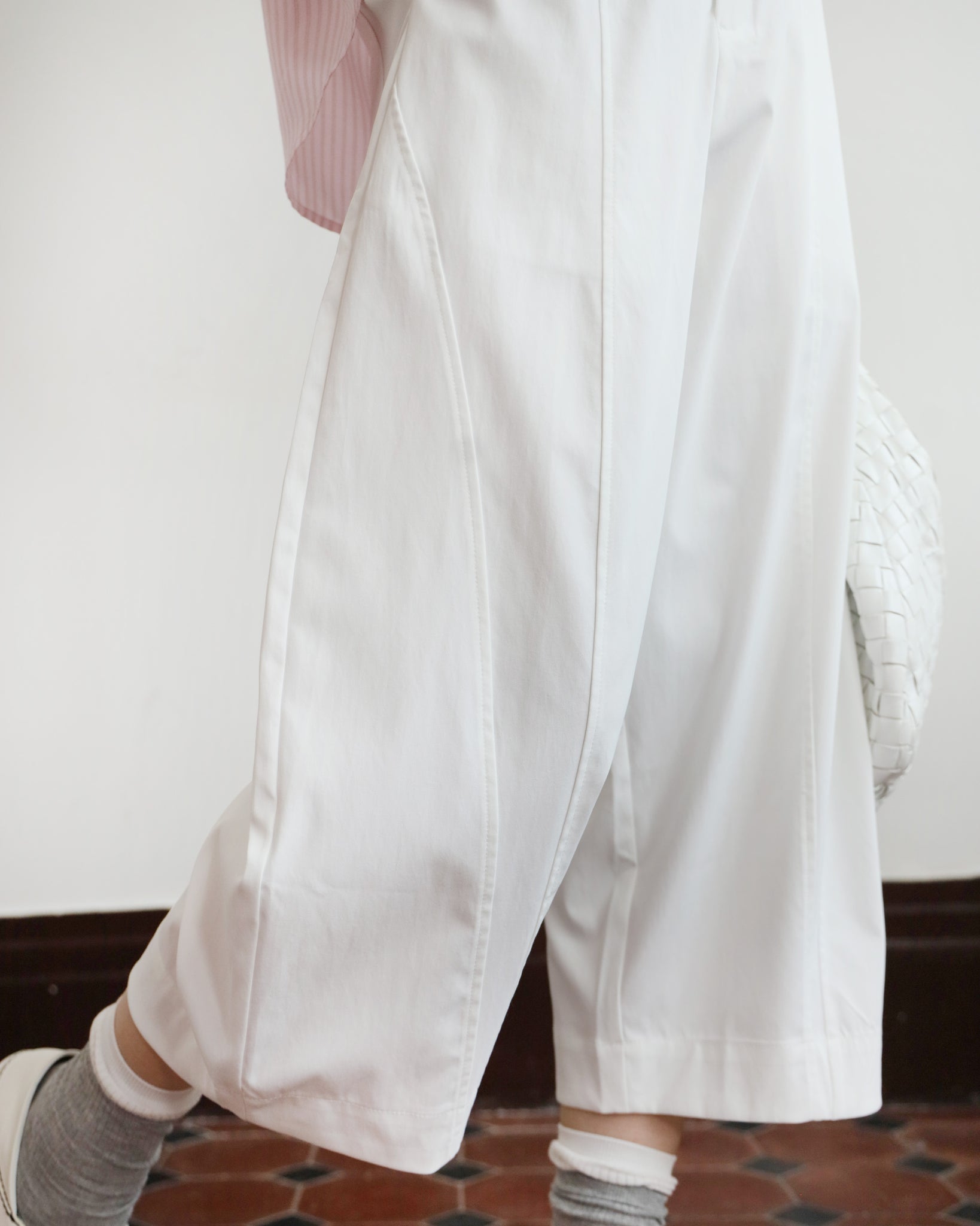 Cropped Barrel Pants (2 colors | Size M-XL)