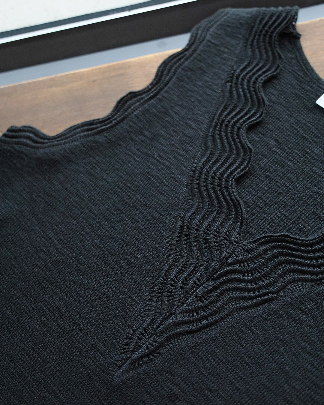 Wavy Trim Vest