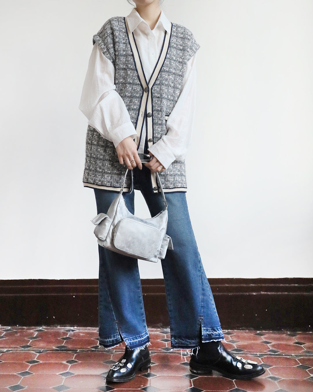 Front Split Flared Jeans (Size L)