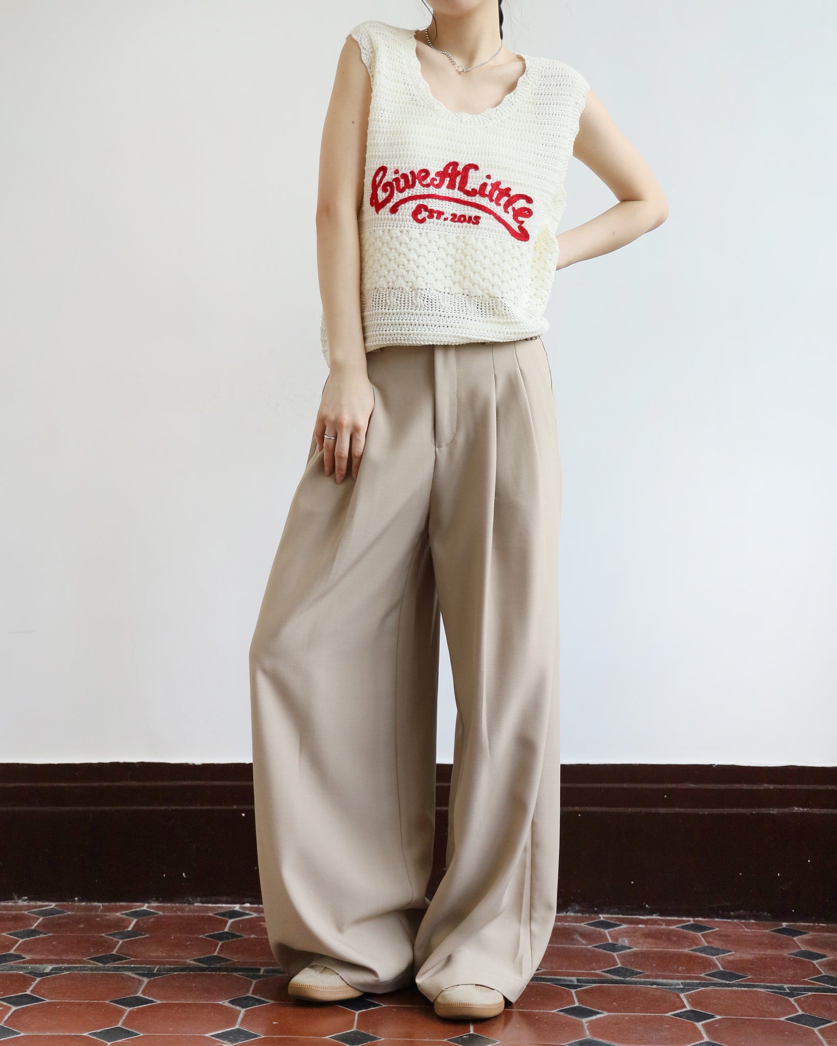 Lettering Knit Vest (2 colors)