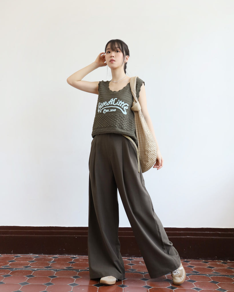 Lettering Knit Vest (2 colors)
