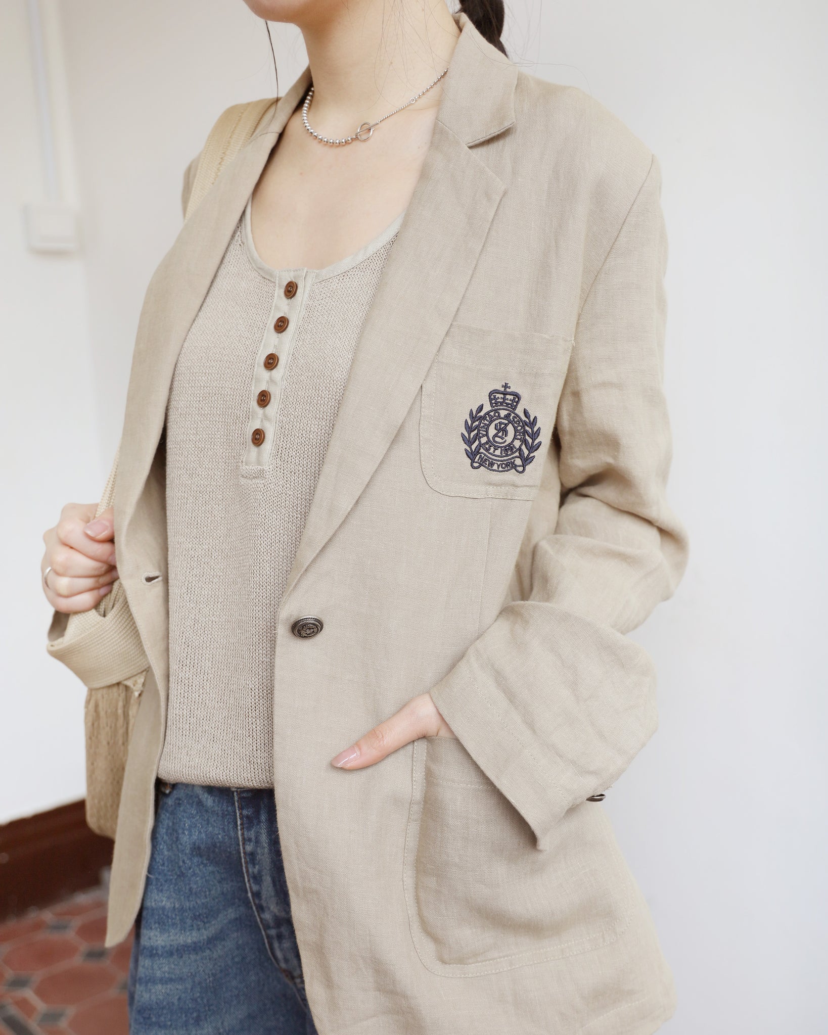 *Embroidery Logo Blazer (2 colors | Size M-L)