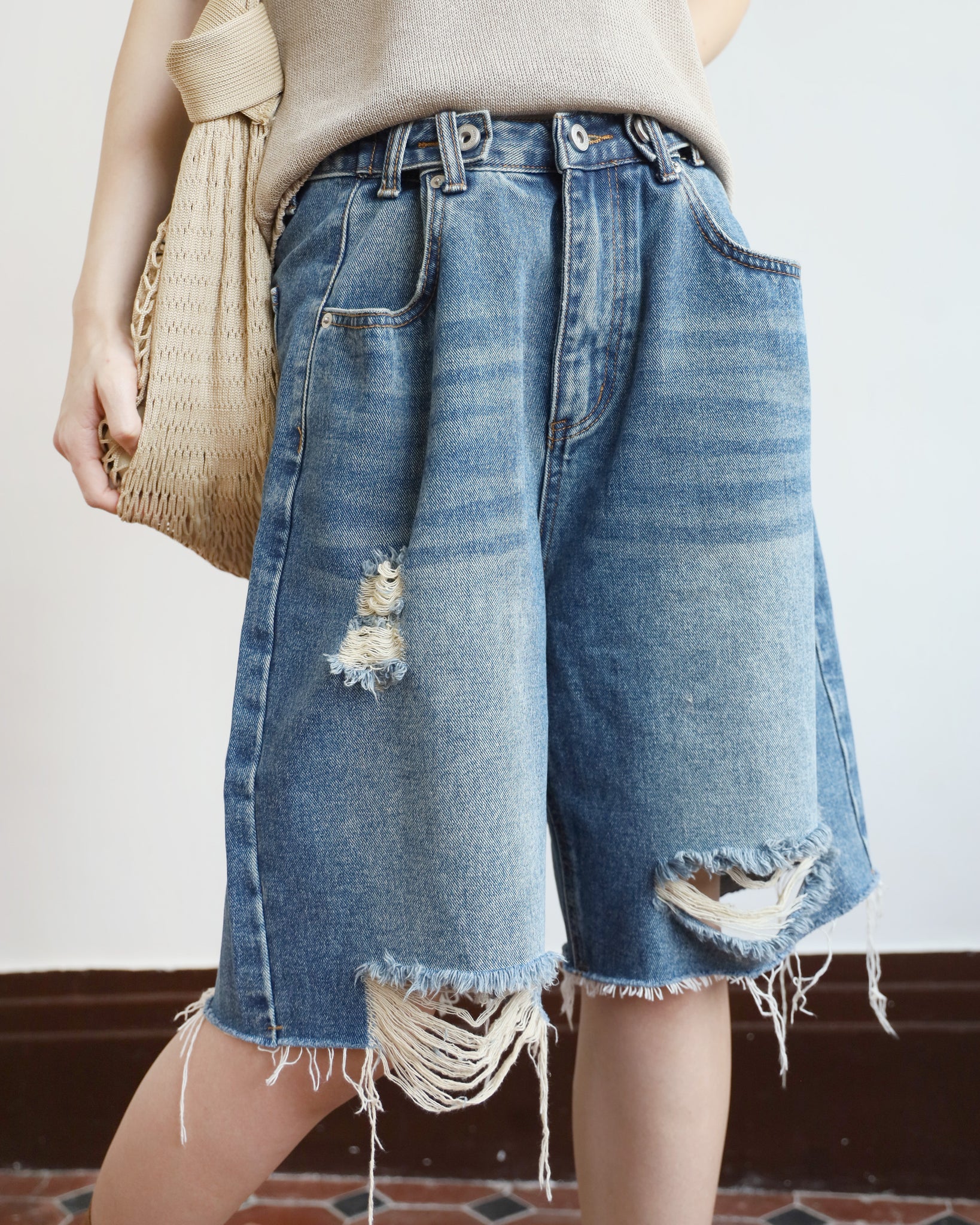 Ripped Denim Shorts (2 colors)