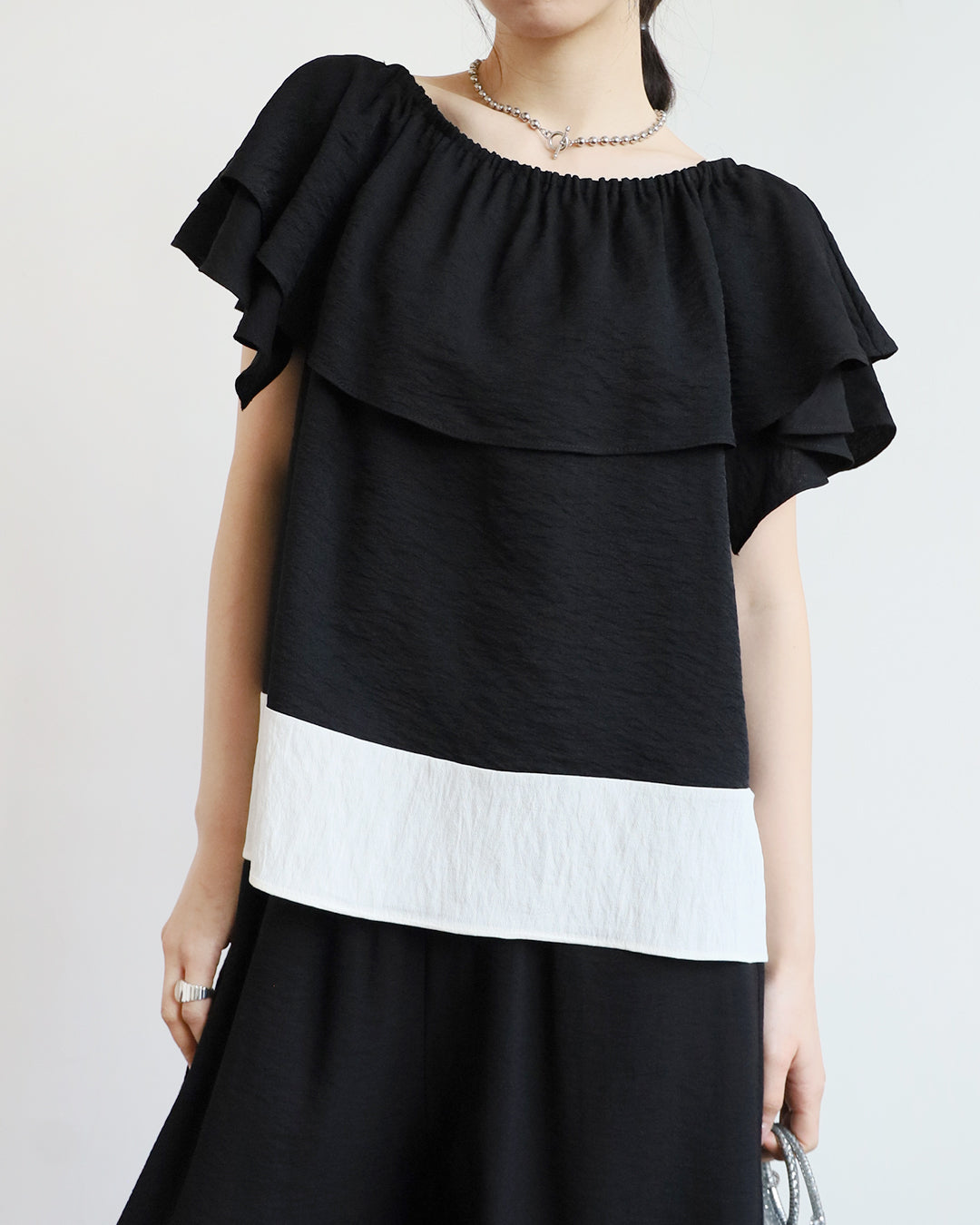 Ruffle Shoulder Top (2 colors)