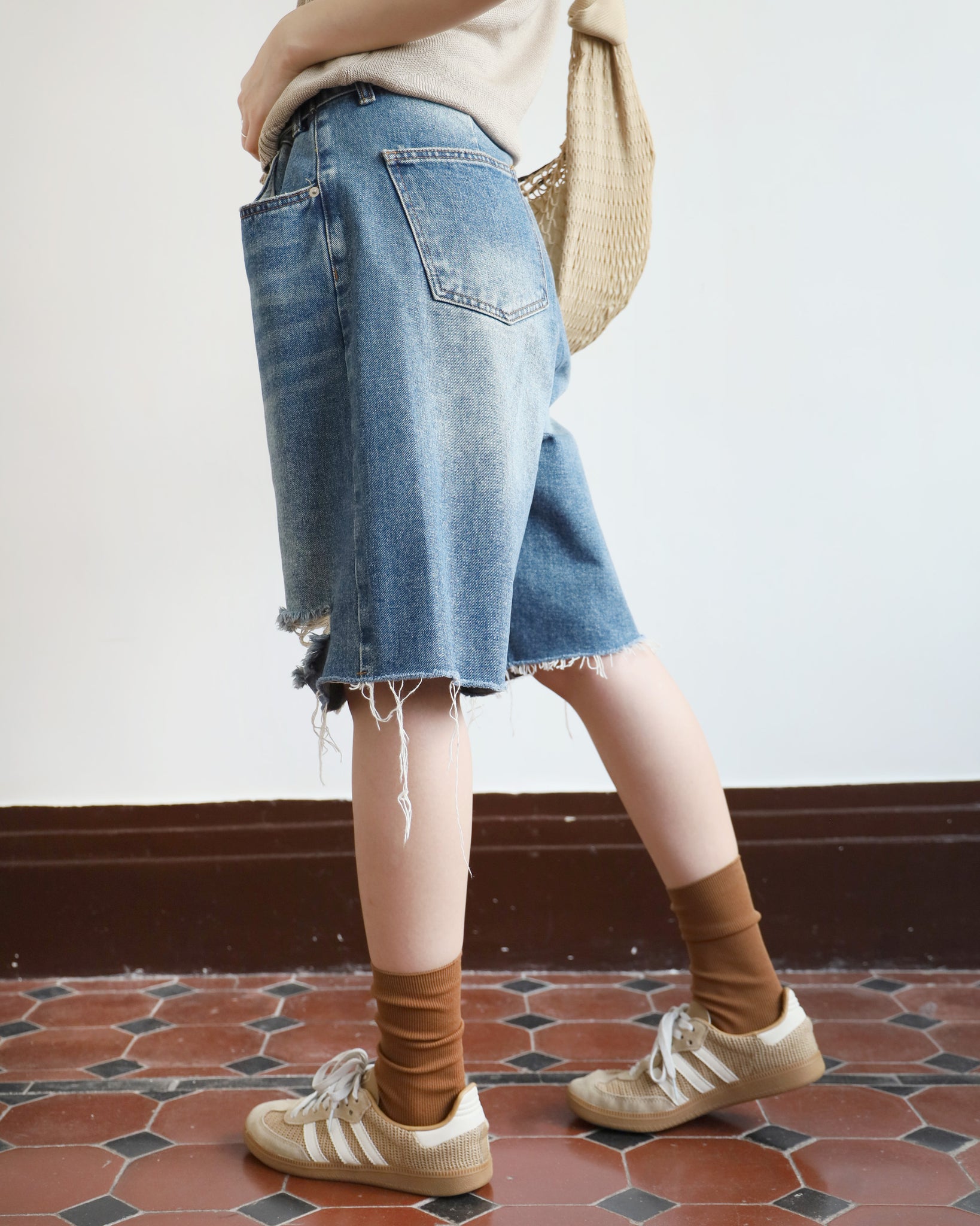 Ripped Denim Shorts (2 colors)