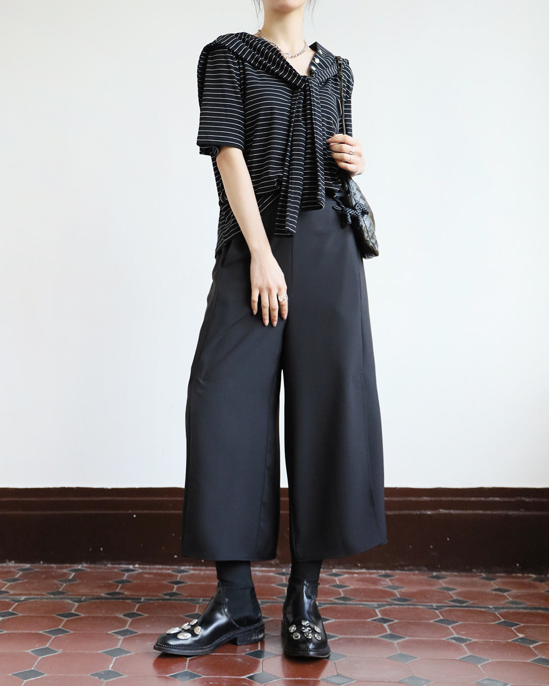 V-neck Striped Top w/ Scarf (2 colors)