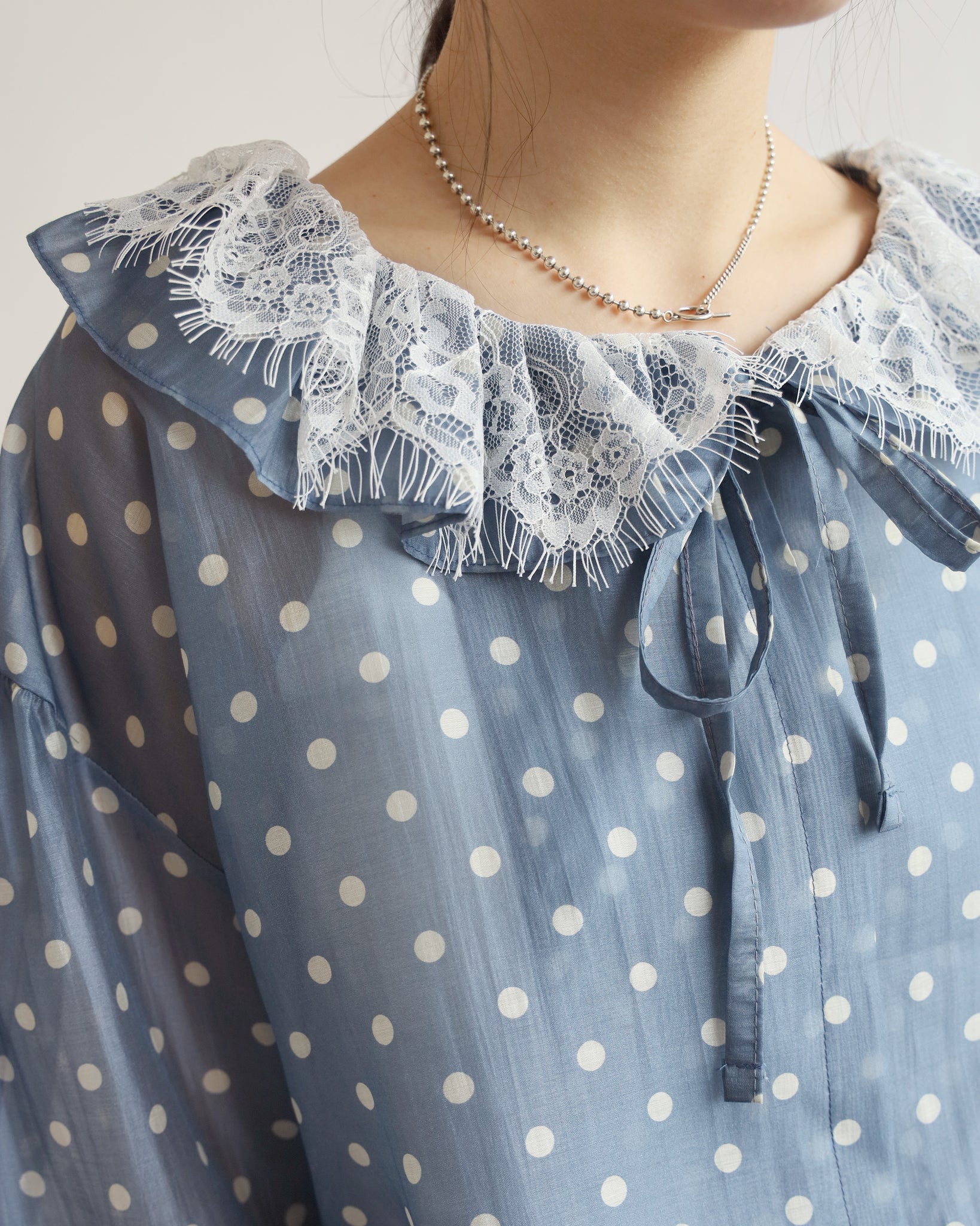 *Lace Collar Polka Dots Top