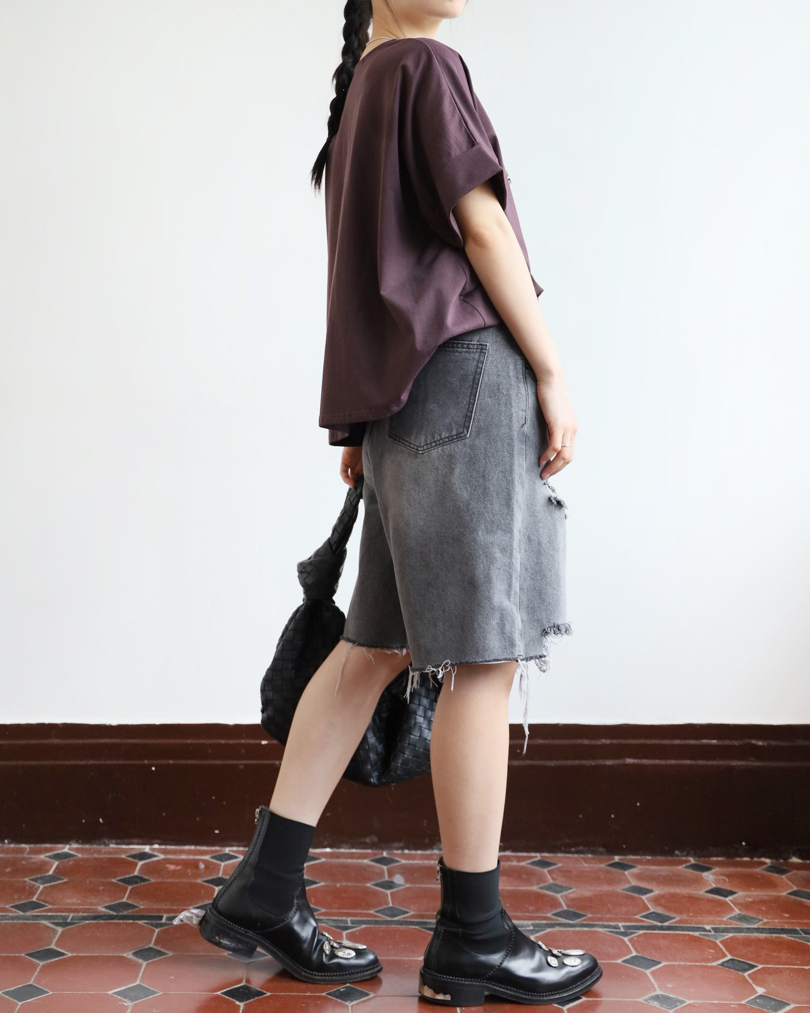Ripped Denim Shorts (2 colors)