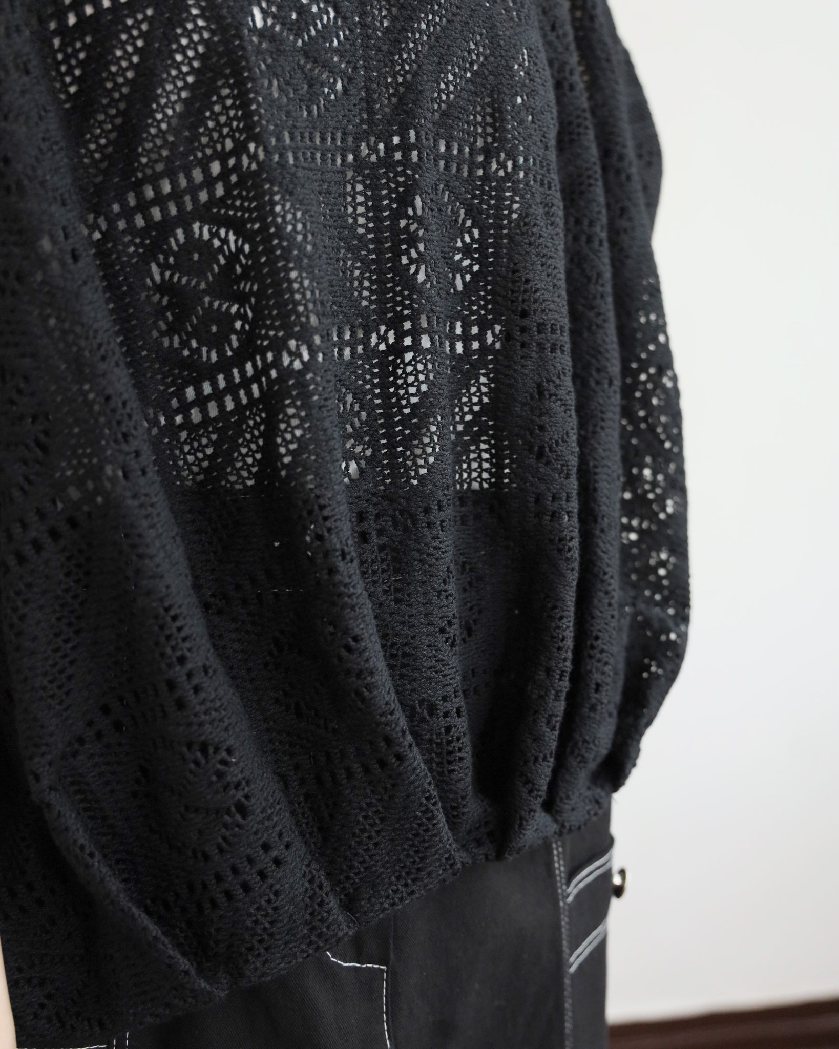 Ruched Lace Blouse (2 colors)