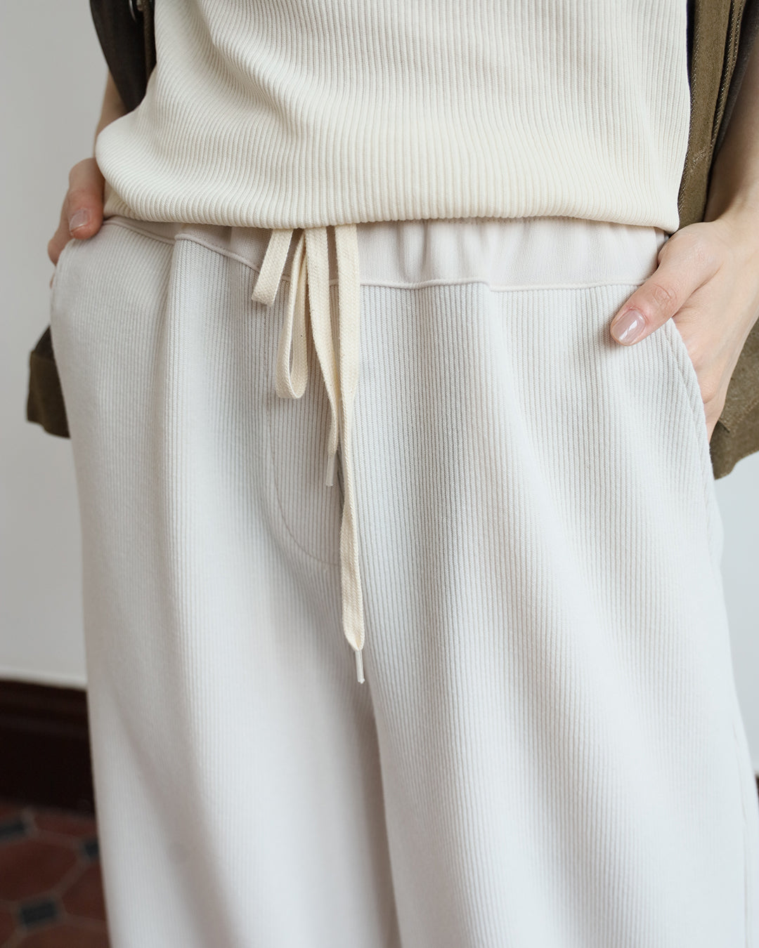 Relaxed Drawstring Pants (4 color)