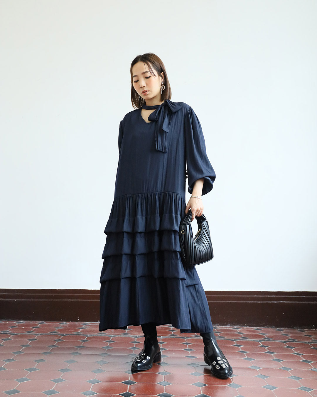 Tie Collar Pleated Dress