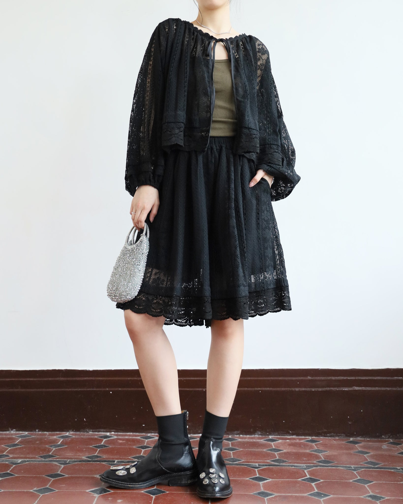 Lace Pintuck Details Outer (2 colors)