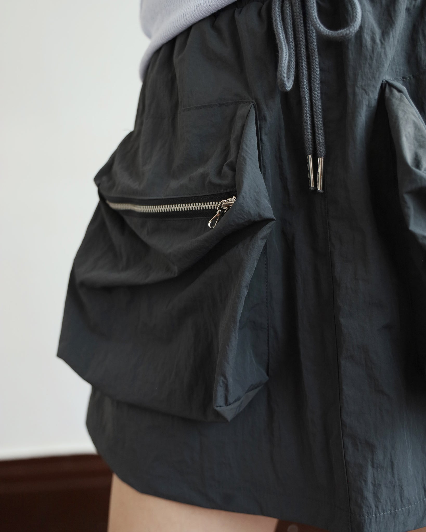 Front Pockets Skirt (2 colors)