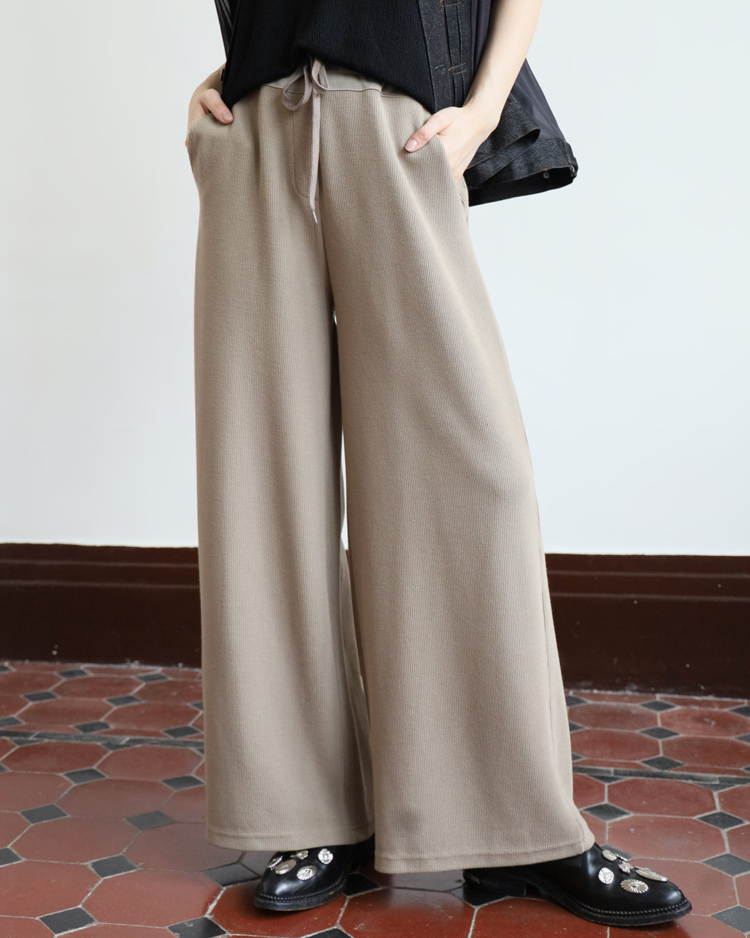Relaxed Drawstring Pants (4 color)