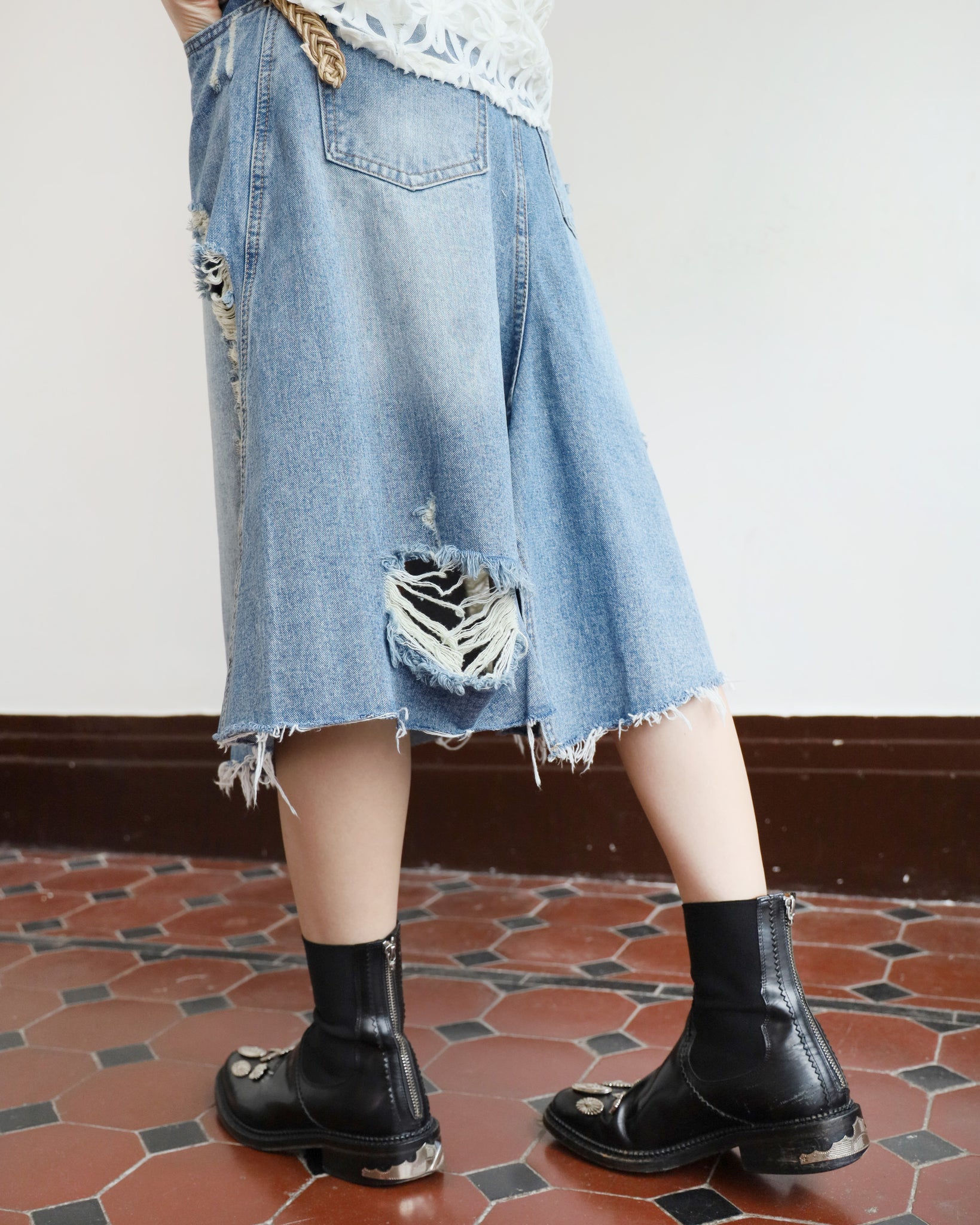 *Ripped Skirt (Size S-XL)