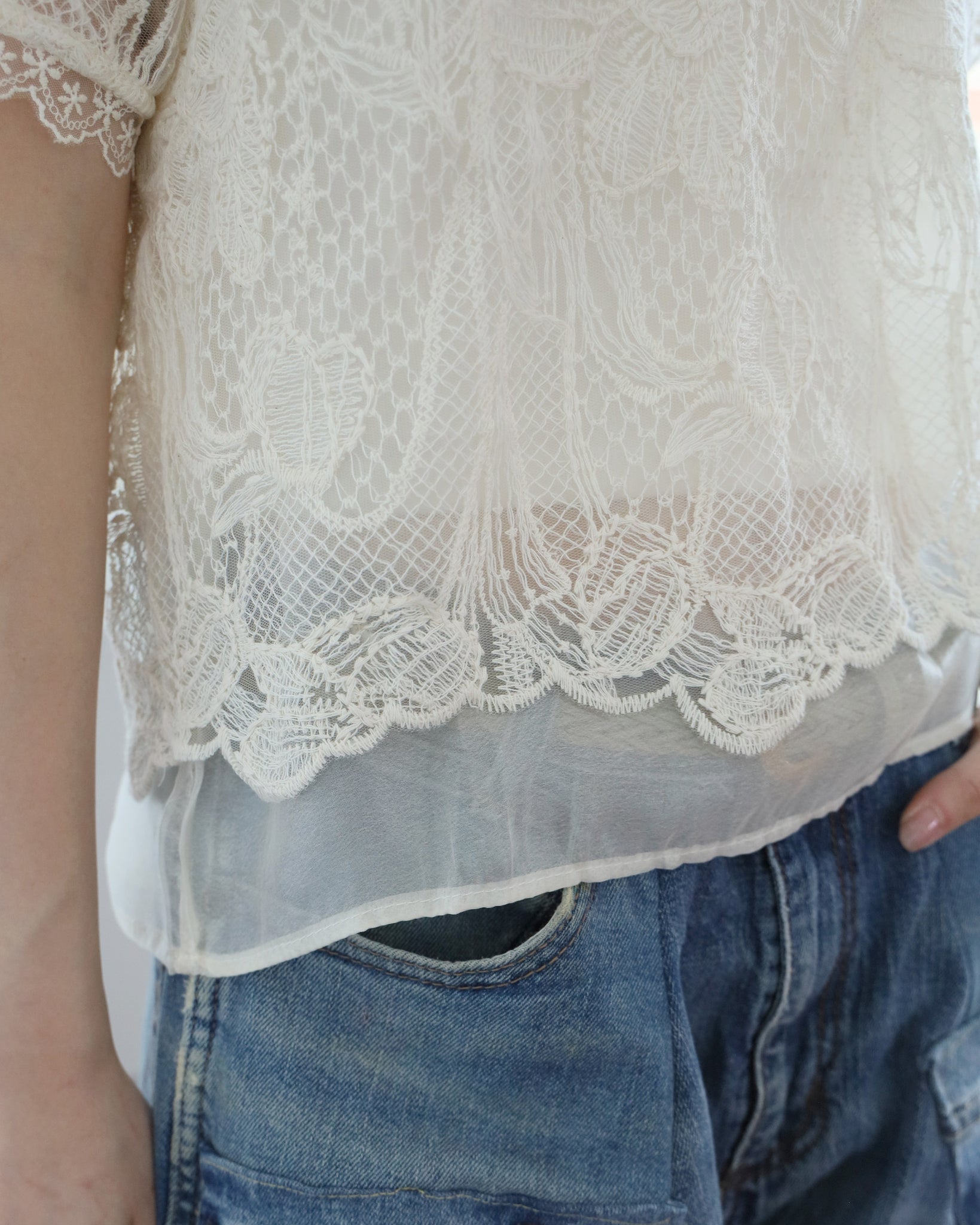 Embroidery Blouse w/ Lining