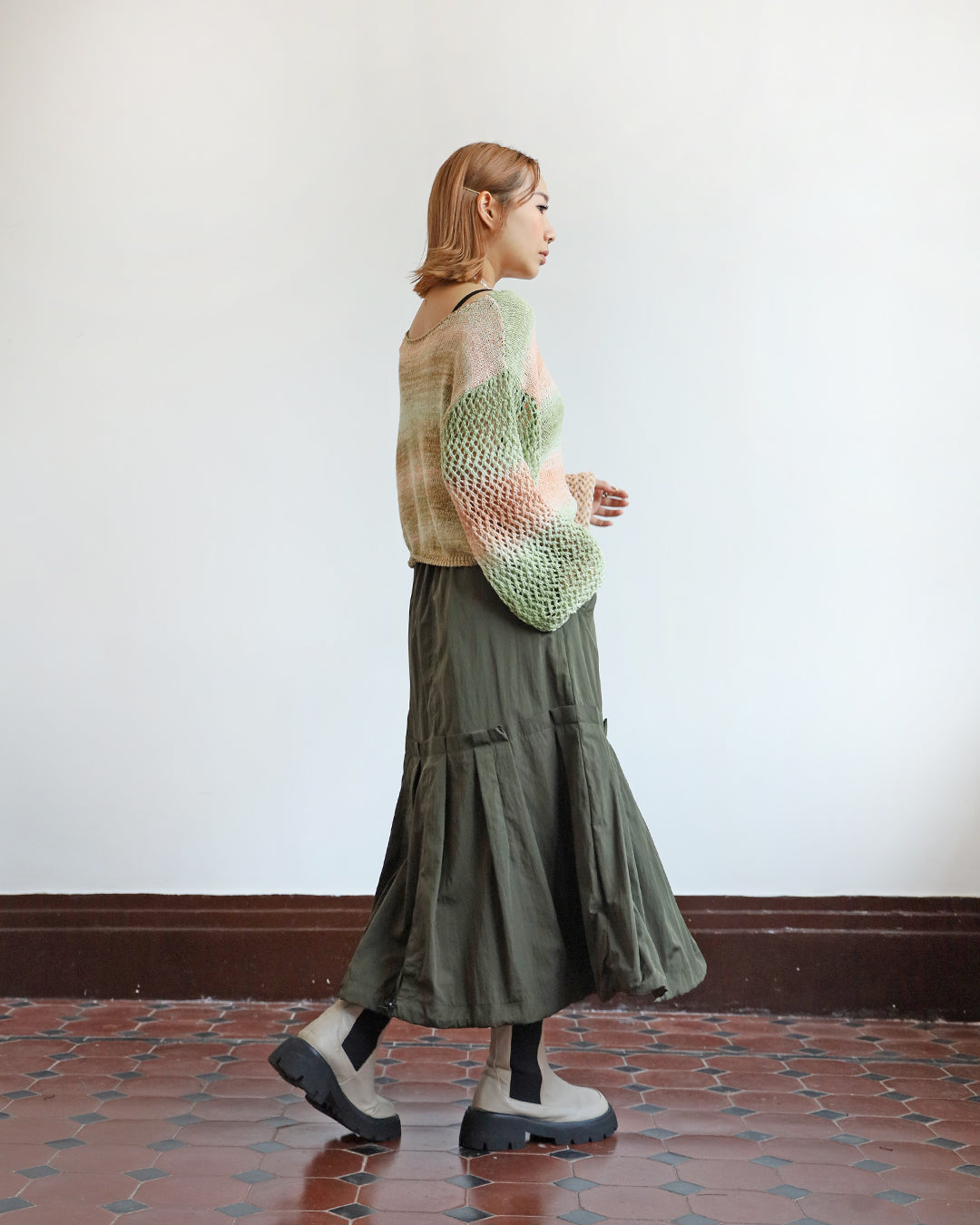 Gradient Knit Top w/ Crochet Sleeves (2 color)