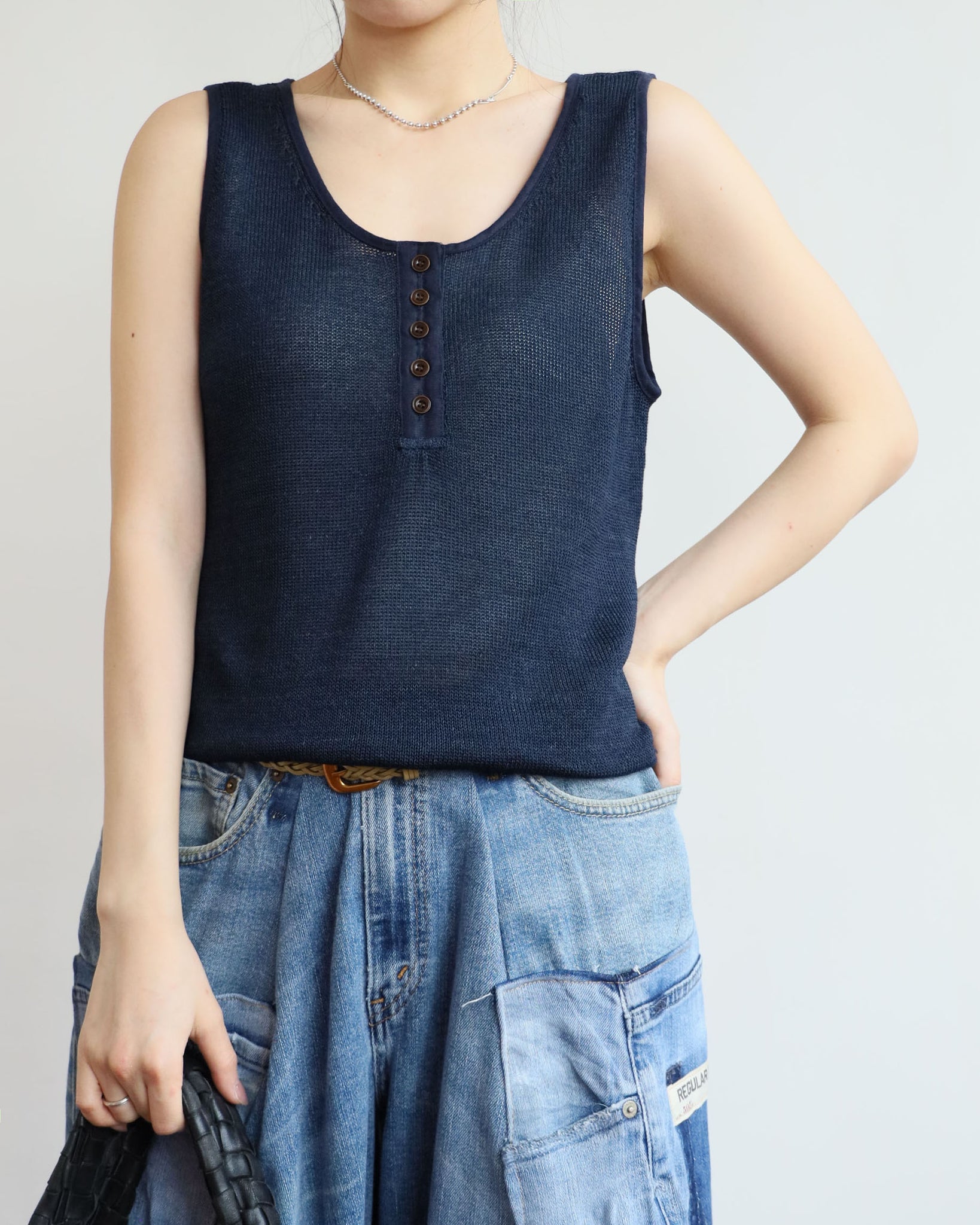 Button Details Vest (3 colors)