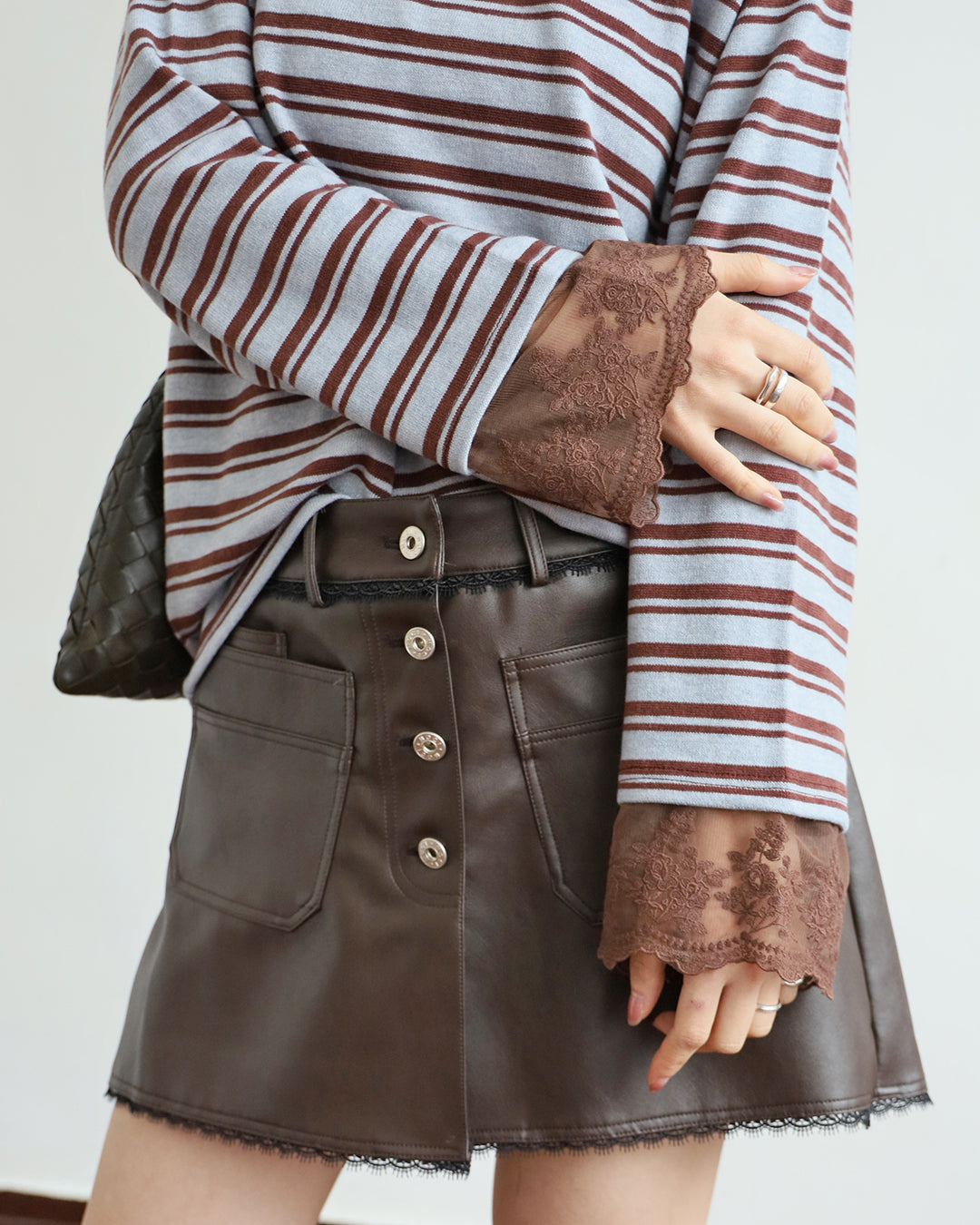 Faux Leather Pockets Shorts (2 colors | Size S-L)