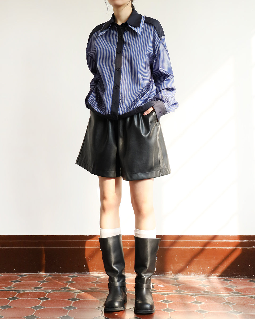 Faux Leather Shorts (2 color)