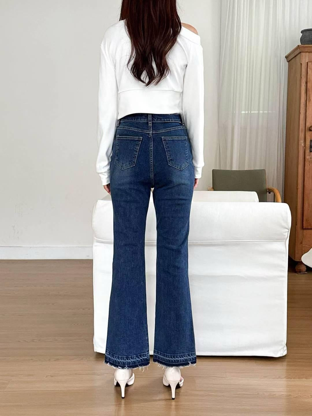 Front Split Flared Jeans (Size L)