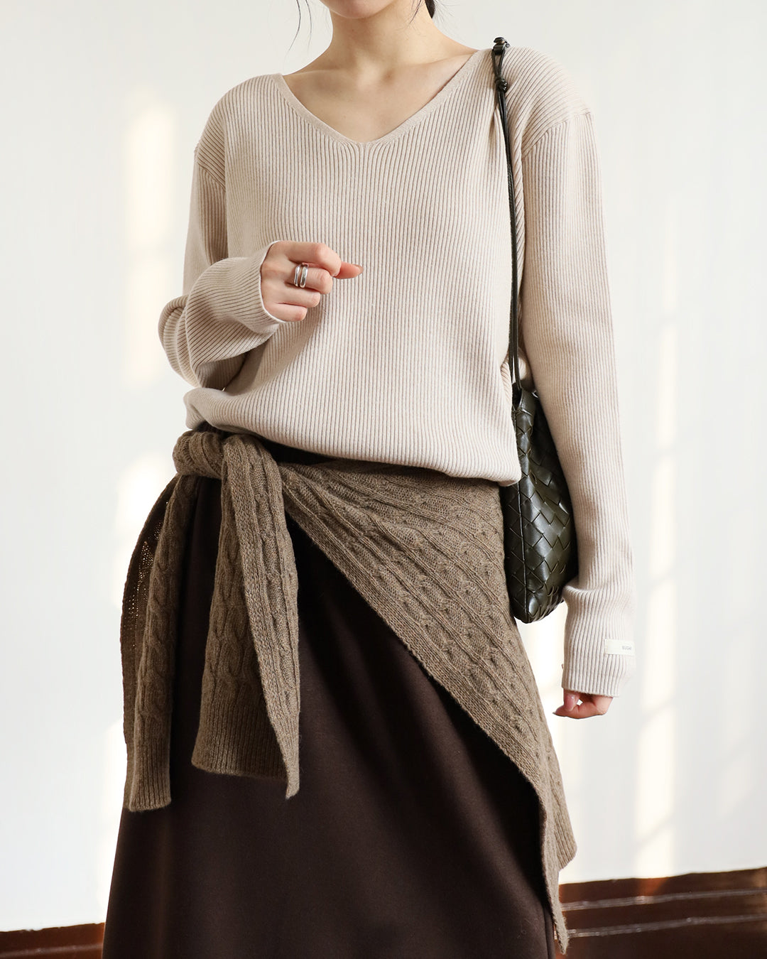 V-Neck Ribbed Top (5 colors)