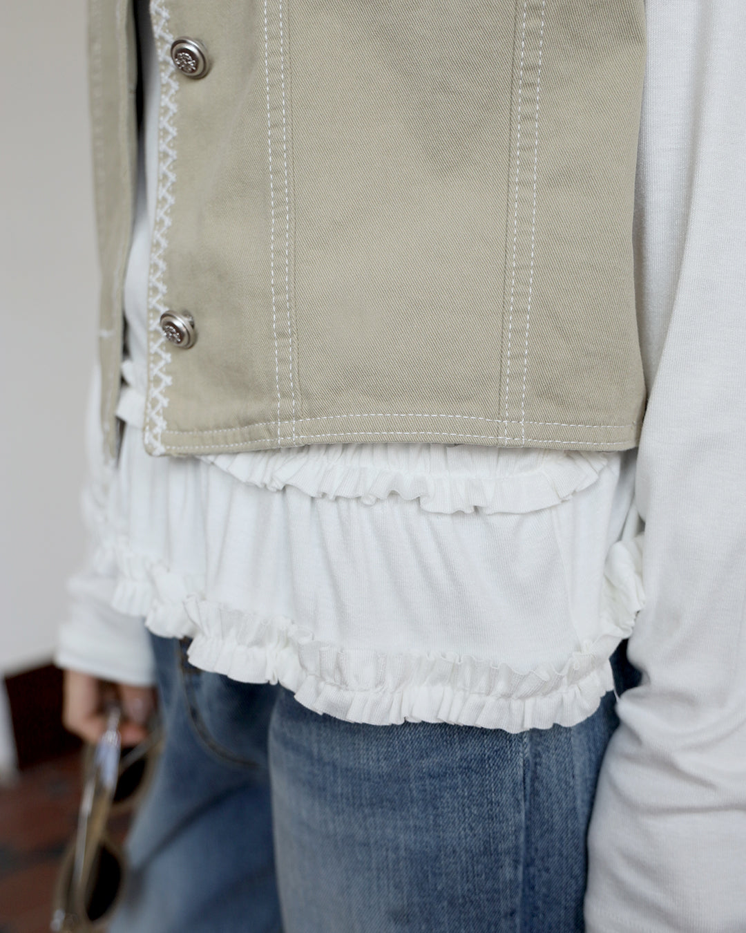 Contrast Stitch Front Pockets Vest