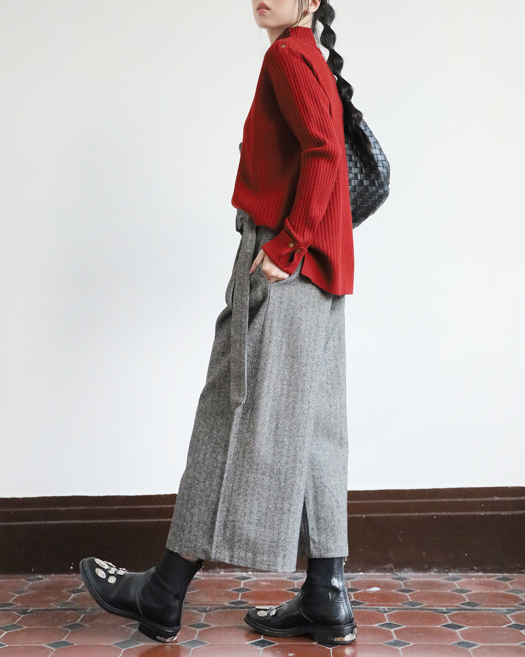 Studded Details Ribbed Top (4 colors)