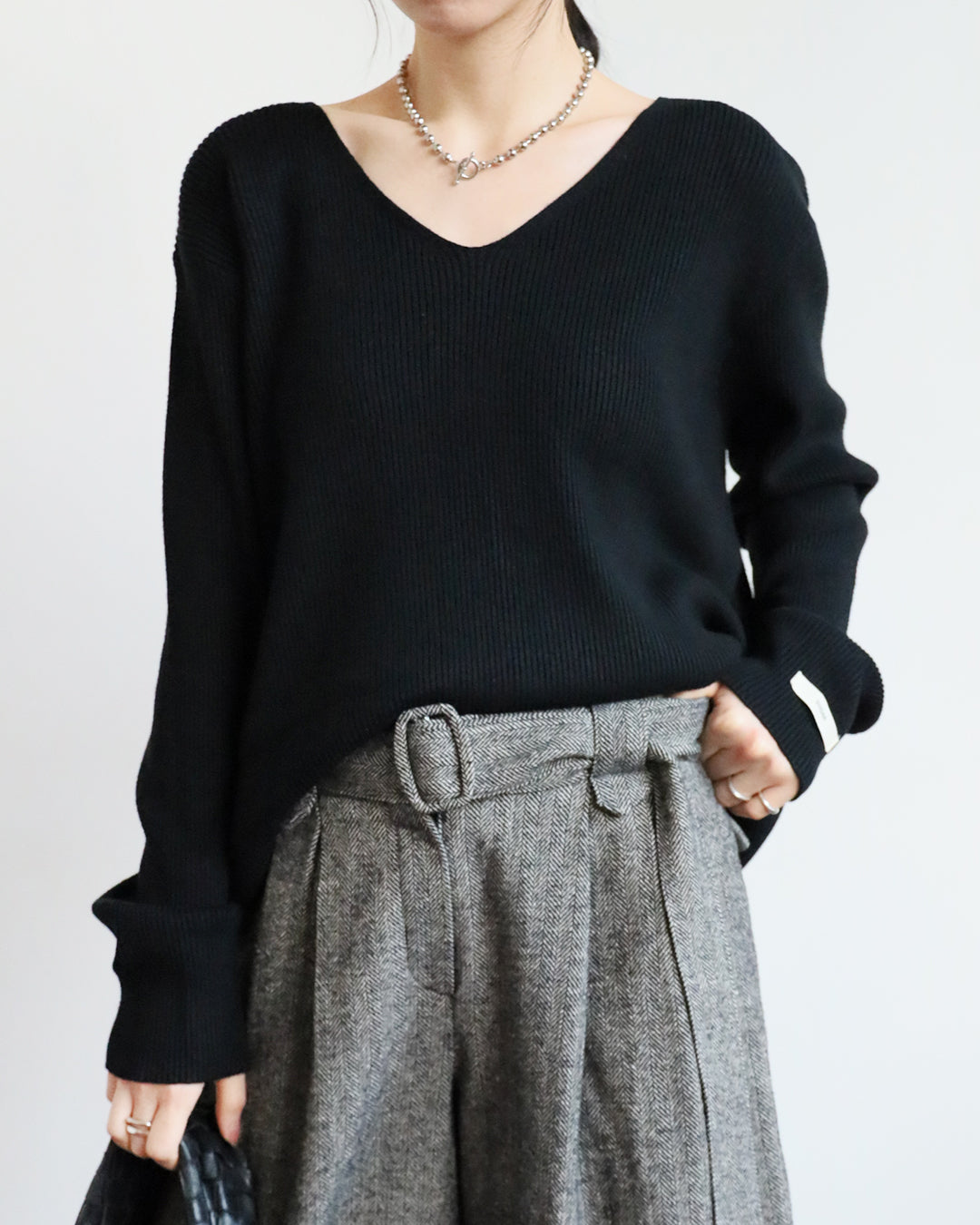 V-Neck Ribbed Top (5 colors)