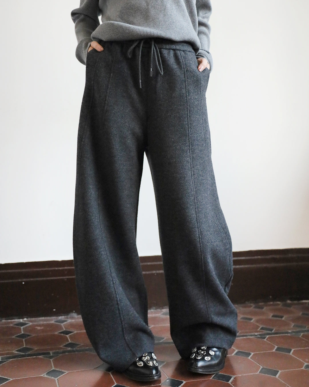 Wool-Blended Barrel Leg Pants (3 colors | Size S-XL)