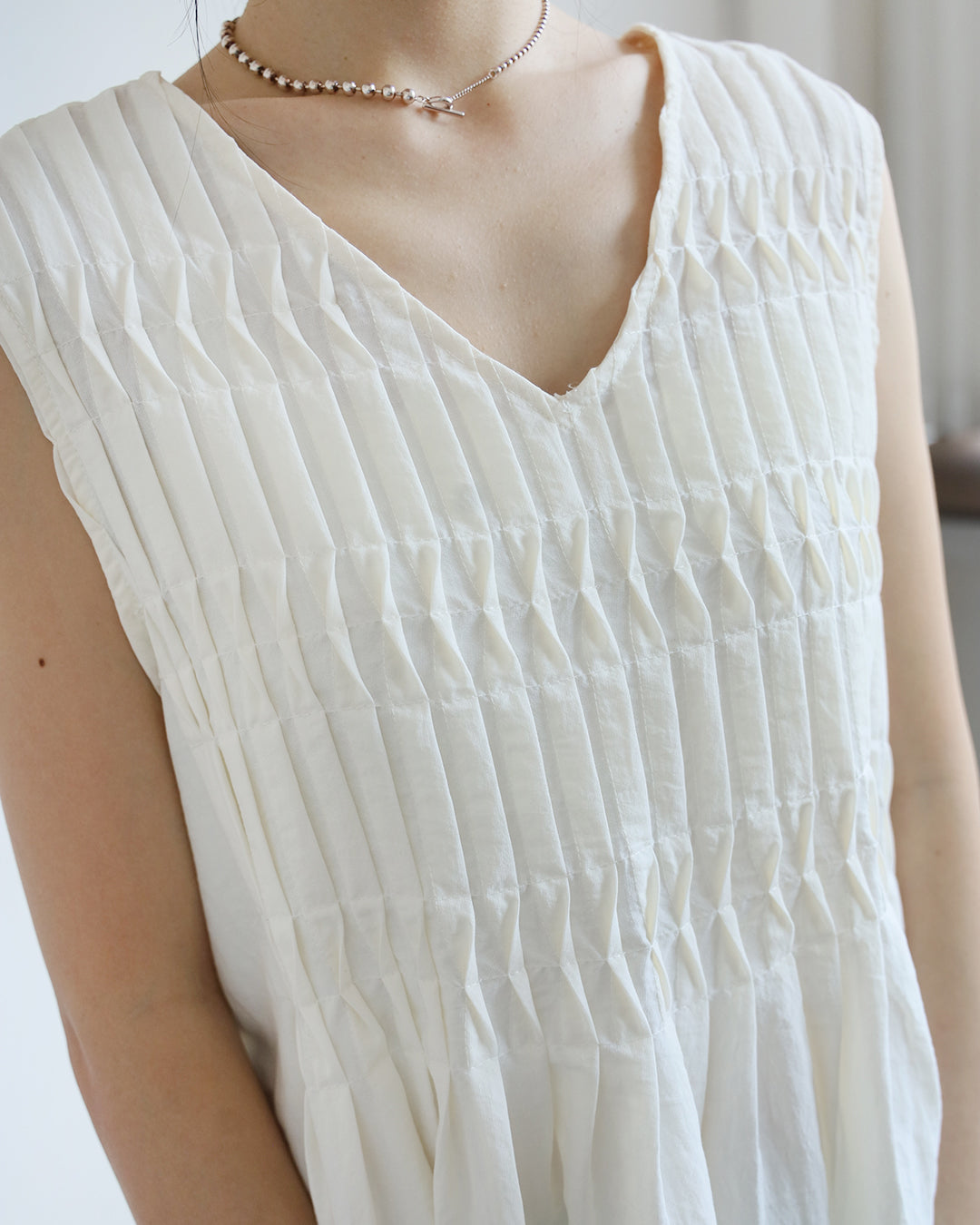 Pleated Swing Vest (2 colors)