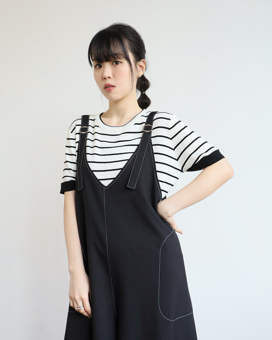 V-neck Wide Leg Jumpsuit (2 color)