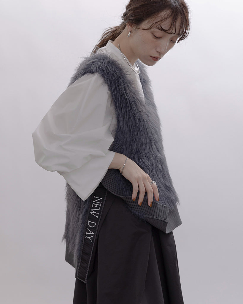 Japan Brand - Side Split Furry Vest (3 Colors)