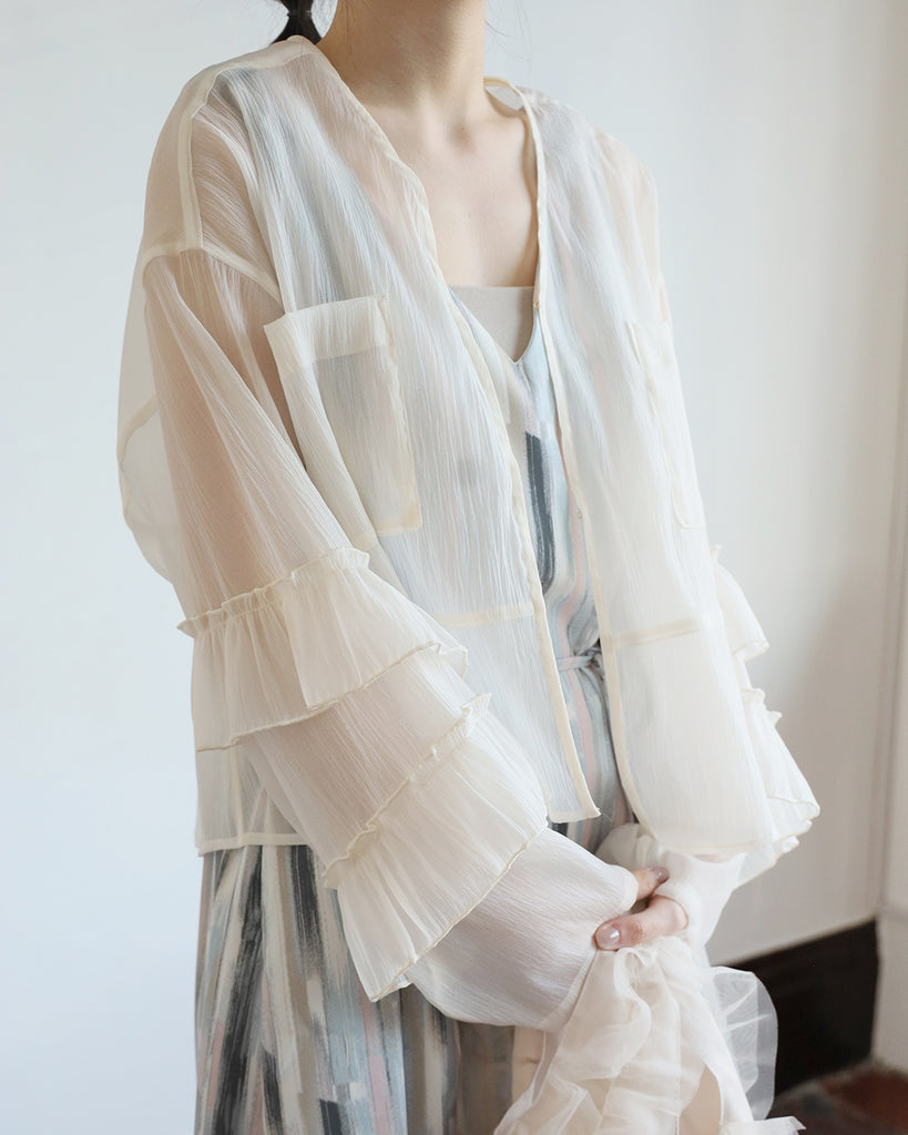 Japan Brand-Ruffle Trimmed Mesh Outer (2 color)