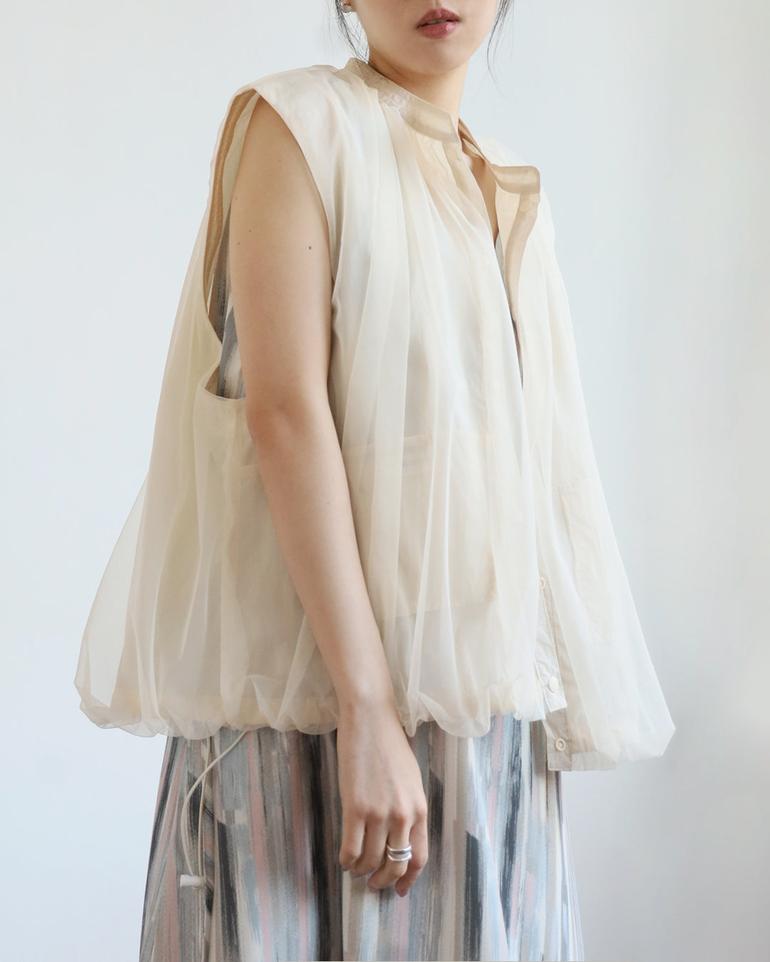 Reversible Mesh Outer (2 color)