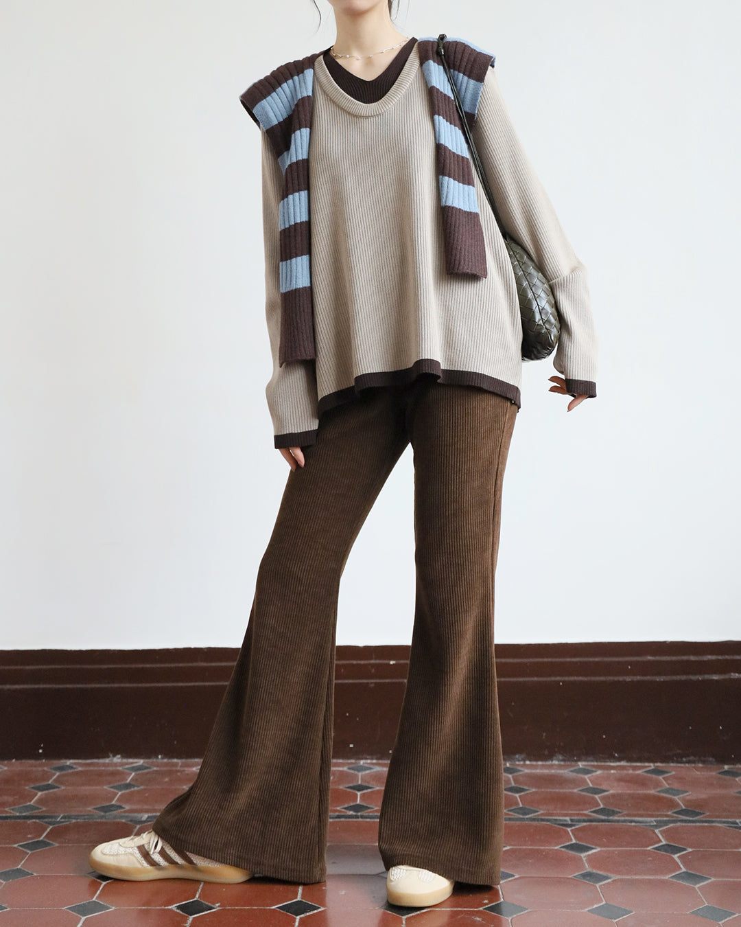 Contrast Trim Ribbed Top (4 colors)