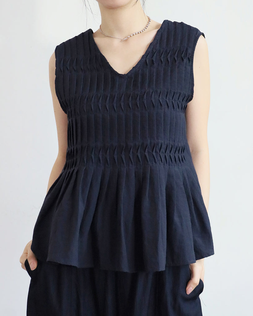 Pleated Swing Vest (2 colors)