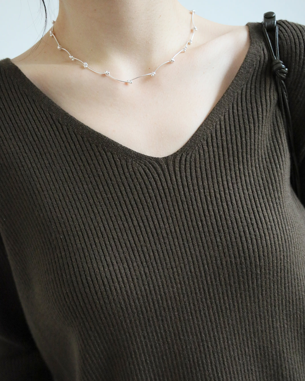 V-Neck Ribbed Top (5 colors)