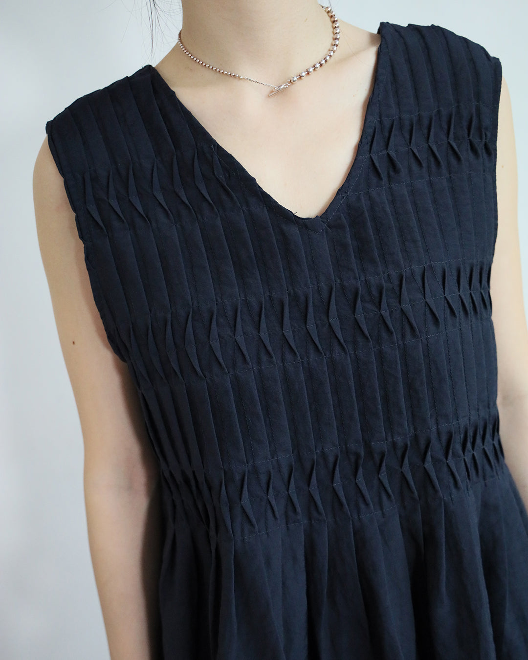 Pleated Swing Vest (2 colors)