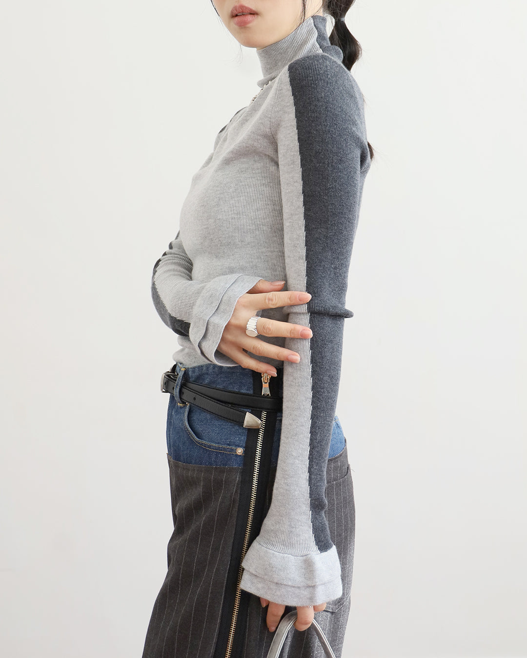 2-Tone Ruffle Hem Top (2 colors)