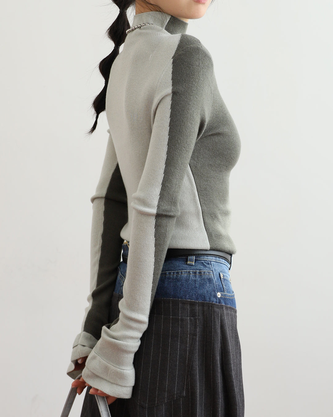 2-Tone Ruffle Hem Top (2 colors)