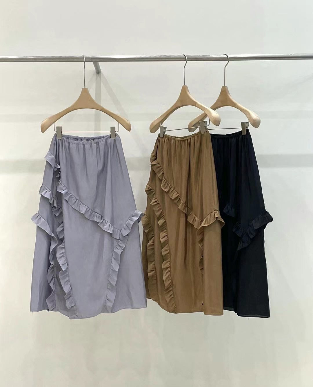 Ruffle Trimmed Skirt (3 color)