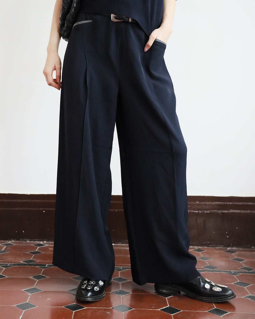 Contrast Trim Pleated Pants (3 Colors | Size S - L)