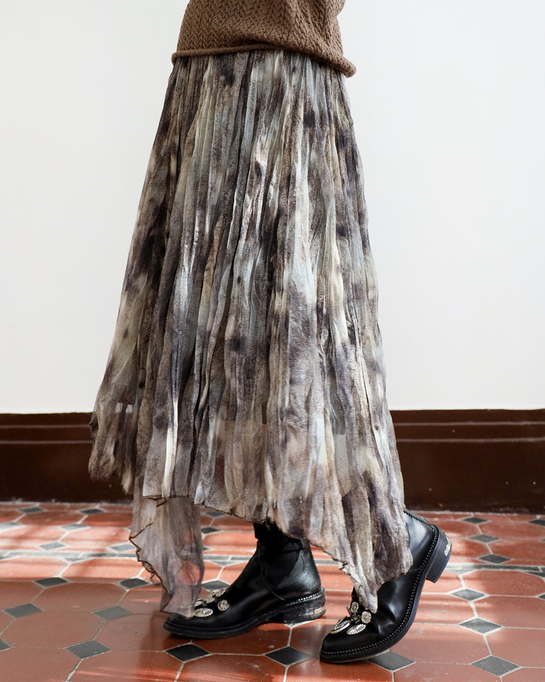 Asymmetric Pattern Skirt