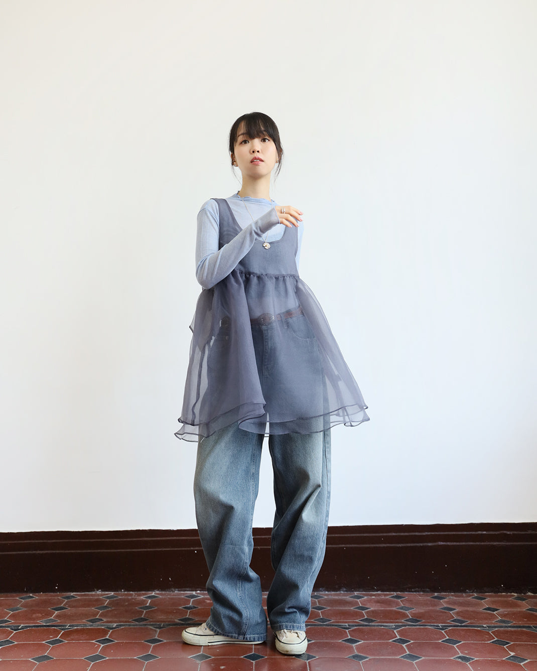 Back Bow Mesh Top (2 color)