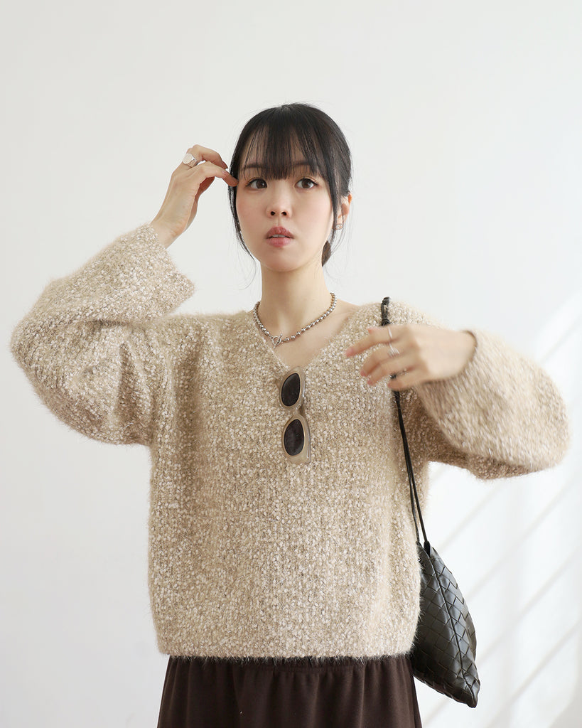 V-Neck Metallic Top (2 colos)