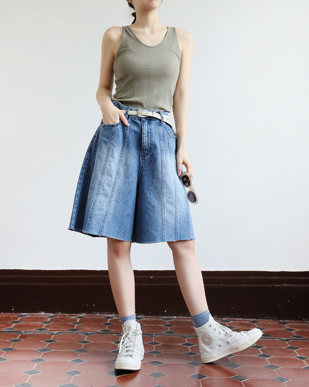 Seamed Denim Shorts (2 color | Size S-M)