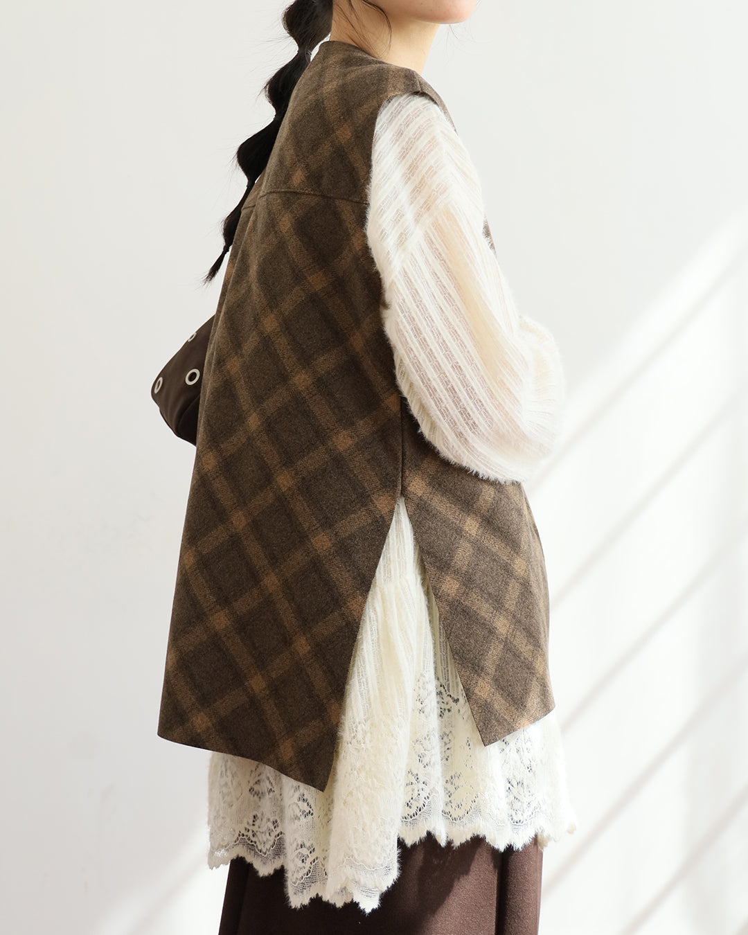 Lace Trim Peplum Hem Top (2 colors)