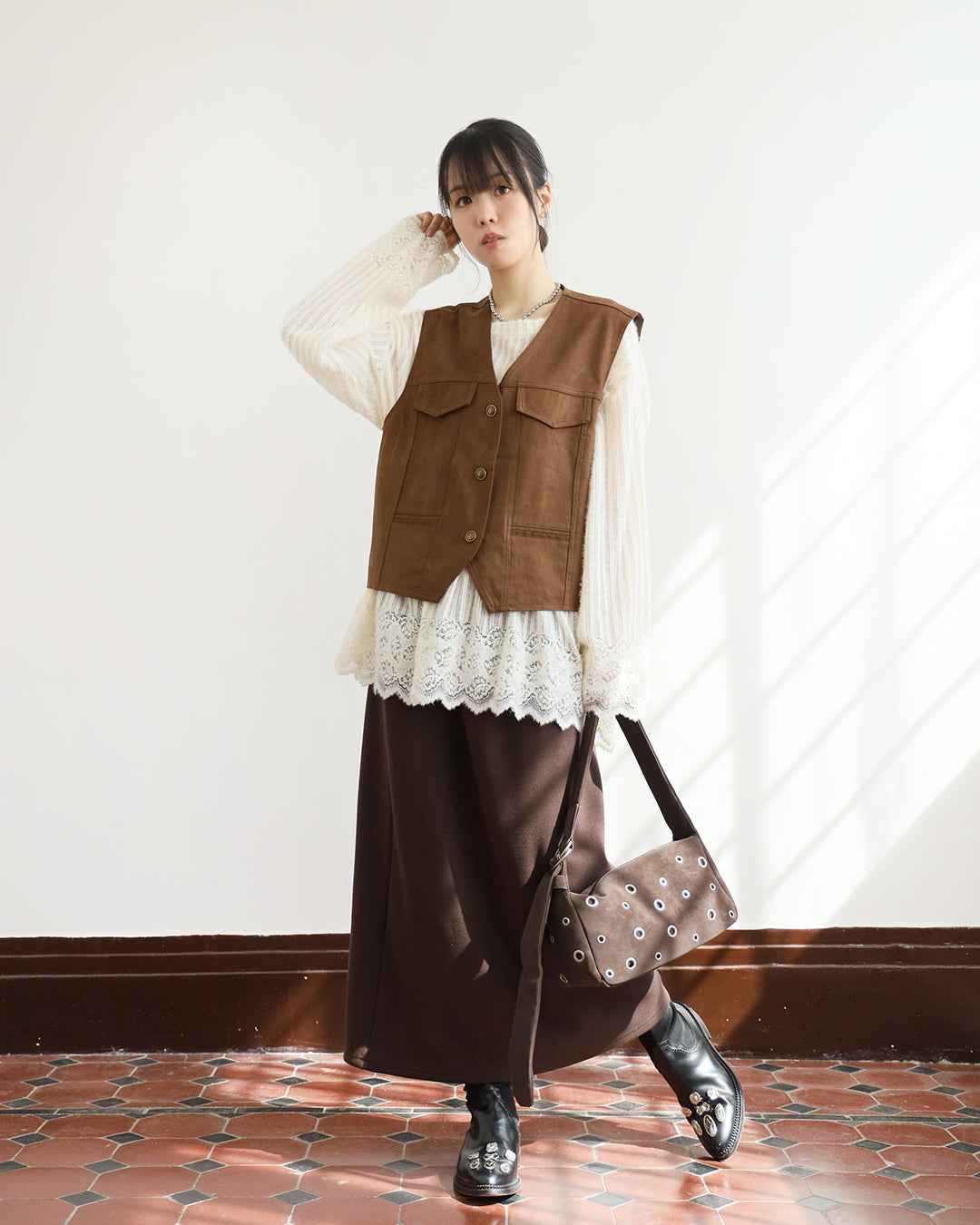 Lace Trim Peplum Hem Top (2 colors)